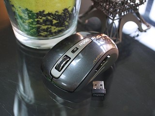 無懼玻璃表面、全新技術加持 Rapoo 5G「3920p」 無線滑鼠
