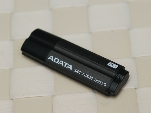 ADATA DashDrive Eilte S102 Pro 6