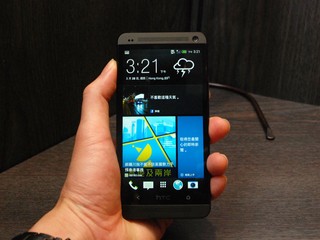 HTC ONE