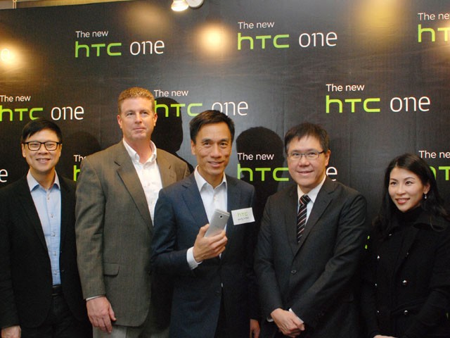 HTC ONE