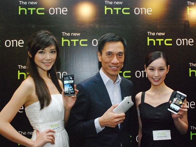 HTC ONE