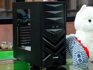 前衛外形、實用設計  ANTEC X1-E 機箱