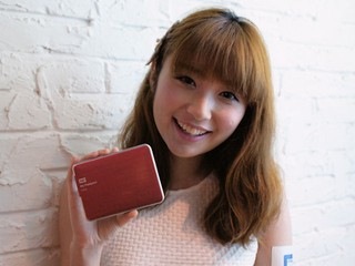 支援SmartWare Pro、整合Dropbox WD My Passport Ultra可攜式硬碟