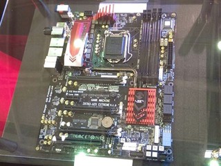 針對高效超頻玩家 QOOLTECH II散熱 ECS Z87H3-A2X EXTREME主機板