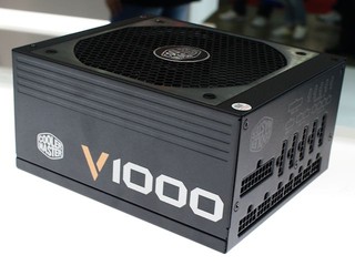 全模組化設計、日系電容 Cooler Master V 系列電源供應器