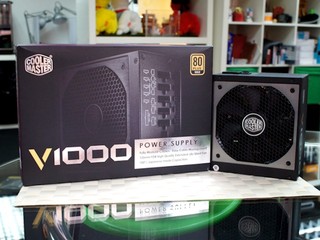全面高效率轉換設計 COOLER MASTER  V1000 電源器