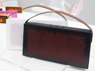 亮麗外型 音效悅耳 支援同時連接 Antec a.m.p SPZero 及SP3藍芽揚聲器