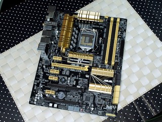  ASUS主機板「防水護航．動玩樂」 送Hydrowarriors手機防水處理服務