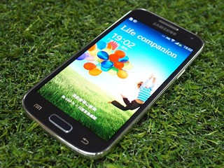 迷你版S4 單手操控更方便 Samsung Galaxy S4 Mini