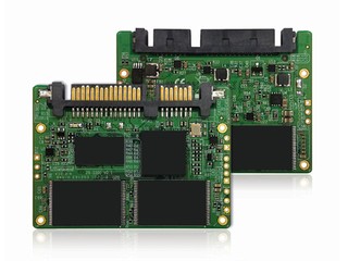 採用1.8吋規格  支援510MB/s讀取 Transcend HSD740  half-slim SSD