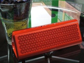 支援NFC連接   超級帶電 AMP CREATIVE AIRWAVE HD流動音樂揚聲器