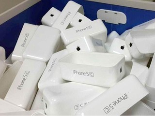包裝盒曝光 取名iPhone 5C  新一代iPhone 面世日期將至!?