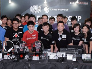與用家互動交流  現場大派禮品 CM STORM 新品試用及技術交流會