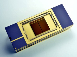 採用3D垂直設計、突破縮放比例限制 Samsung將量產V-NAND快閃記憶體