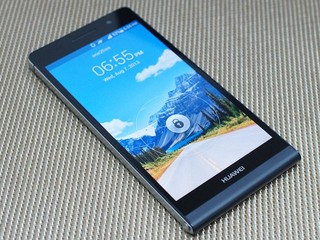 金屬纖薄機身 加強用家介面 HUAWEI  Ascend P6智能手機