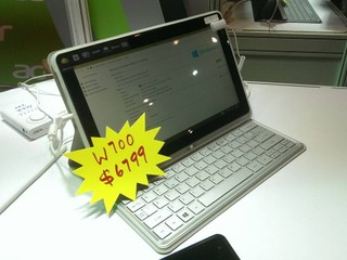 香港电脑通讯节2013  Acer 2款电脑售价吸引不少用家