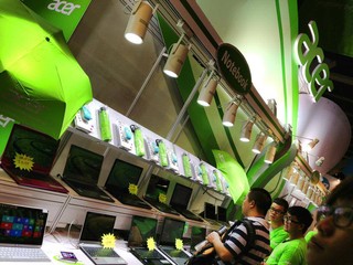 香港电脑通讯节2013 ACER 不少Notebook型号特价发售