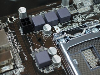 ASROCK H81M-HDS