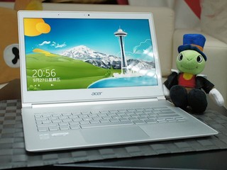 上乘外型設計  內建高效配備 Acer Aspire S7 Ultrabook