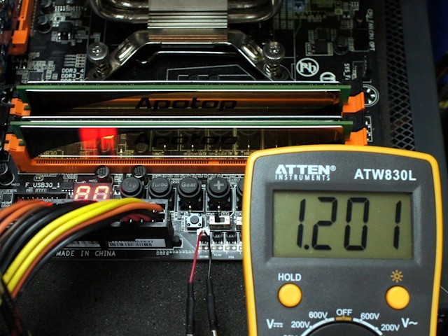 DDR3-1600 4GB