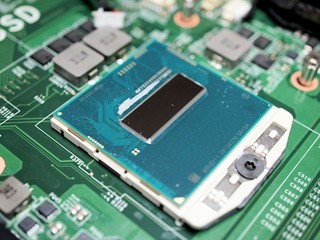MSI GE60