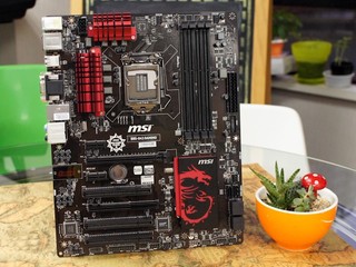 滿足中階遊戲玩家需要 MSI B85-G43 GAMING 主機板