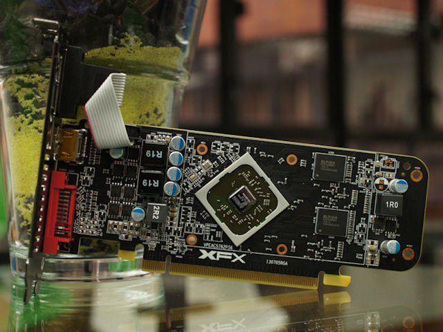 XFX R7-250A-ZLH4