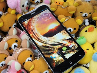 4組LED閃光燈強勁光源 Acer Liquid S2 高階智能手機