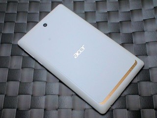 Acer IO7