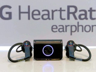 多功能智能手環、心跳率無線耳機 LG 推出兩款穿戴式智能裝置