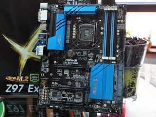 Ultra M.2、HDD Saver設計 ASRock Z97 Extreme6 主機板