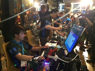 Intel  台北 Computex 2014  新一代9系主機板超頻大賽