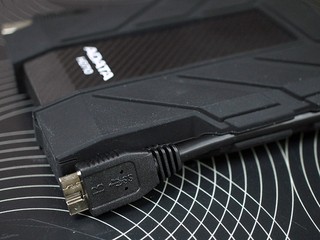 HD710