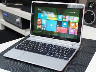 特別磁吸軸承設計 提供多個使用模式 Acer Aspire Switch 10 行動電腦