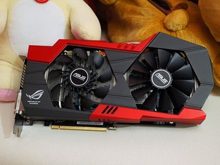 結合電競元素、高效遊戲能力 ASUS ROG Striker GTX 760 繪圖卡