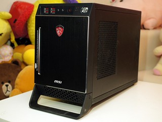 追求簡易組裝電競平台 MSI NIGHTBLADE B85 準系統