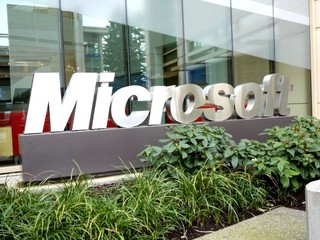 Windows Server 2003 7月停止支援 建議部署伺服器系統升級以防外界攻撃