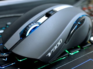 內建專家級硬件 精準耐用 VPRO 旗艦級電競滑鼠 「V900」