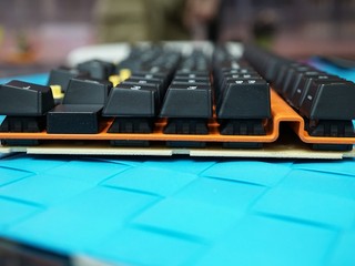 V500