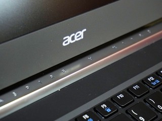 Acer VN7