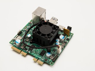 提供頂尖運算效能 優秀圖像處理能力 AMD Gizmo 2 開發板售價 199 美元