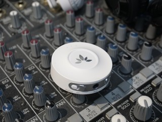 愛分享 影院音效輸出兩部藍芽耳機 Avantree Priva 藍芽雙耳筒音樂收發器 愛分享 影院音效輸出兩部藍芽耳機 Avantree Priva 藍芽雙耳筒音樂收發器