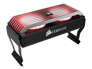 Corsair Dominator Airflow Platinum LED Fan 專為超頻記憶系統散熱降溫