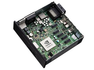  未來車輛必備裝置 具自動學習能力  NVIDIA DRIVE PX、DRIVE CX系統