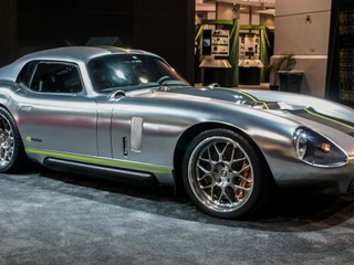 採用 NVIDIA Tegra X1 定價五十萬美元 Renovo Coupe 超級跑車將於今年下半年上市