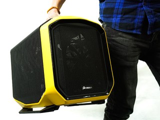 定點使用、手提挽方便用家「移動」 Corsair 380T Yellow 特別版機箱