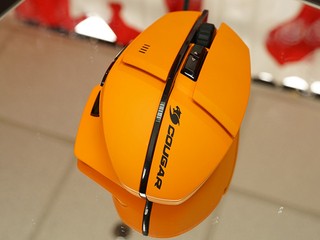 8,200DPI 靈敏度、Sniper 鍵助瞄準 Cougar 600M 電競滑鼠 8,200DPI 靈敏度、Sniper 鍵助瞄準 Cougar 600M 電競滑鼠
