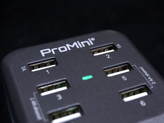 5x 轉插、6x USB 輸出 ProMini PowerStation 6T 充電器 5x 轉插、6x USB 輸出 ProMini PowerStation 6T 充電器