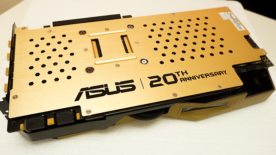 GTX 980 20th Anniversary Gold