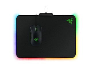 1,680 萬色可選 炫酷 Chroma 幻彩燈效 Razer Firefly 遊戲專用滑鼠墊